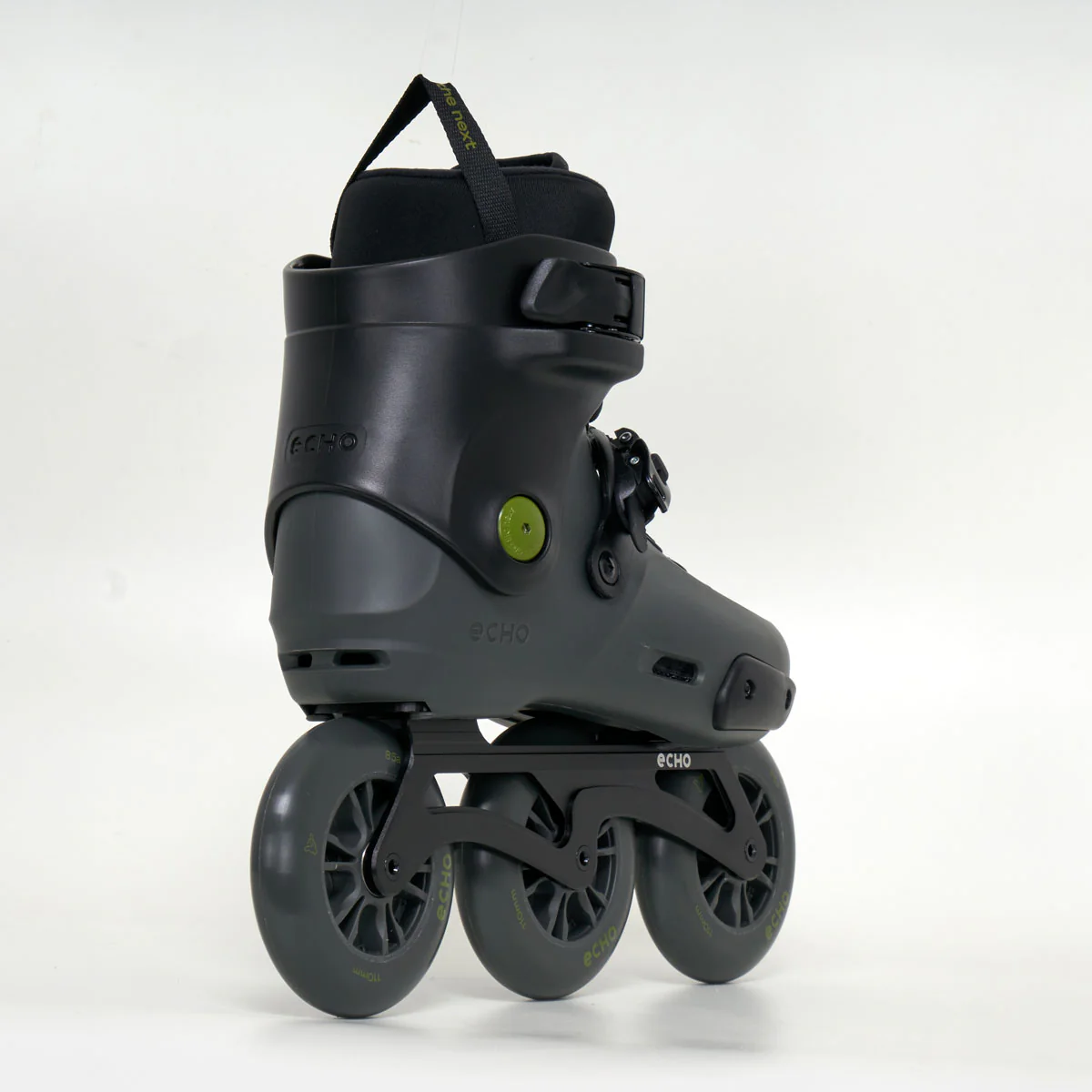 Echo Sonar 3-Wheel Skates - Image 3