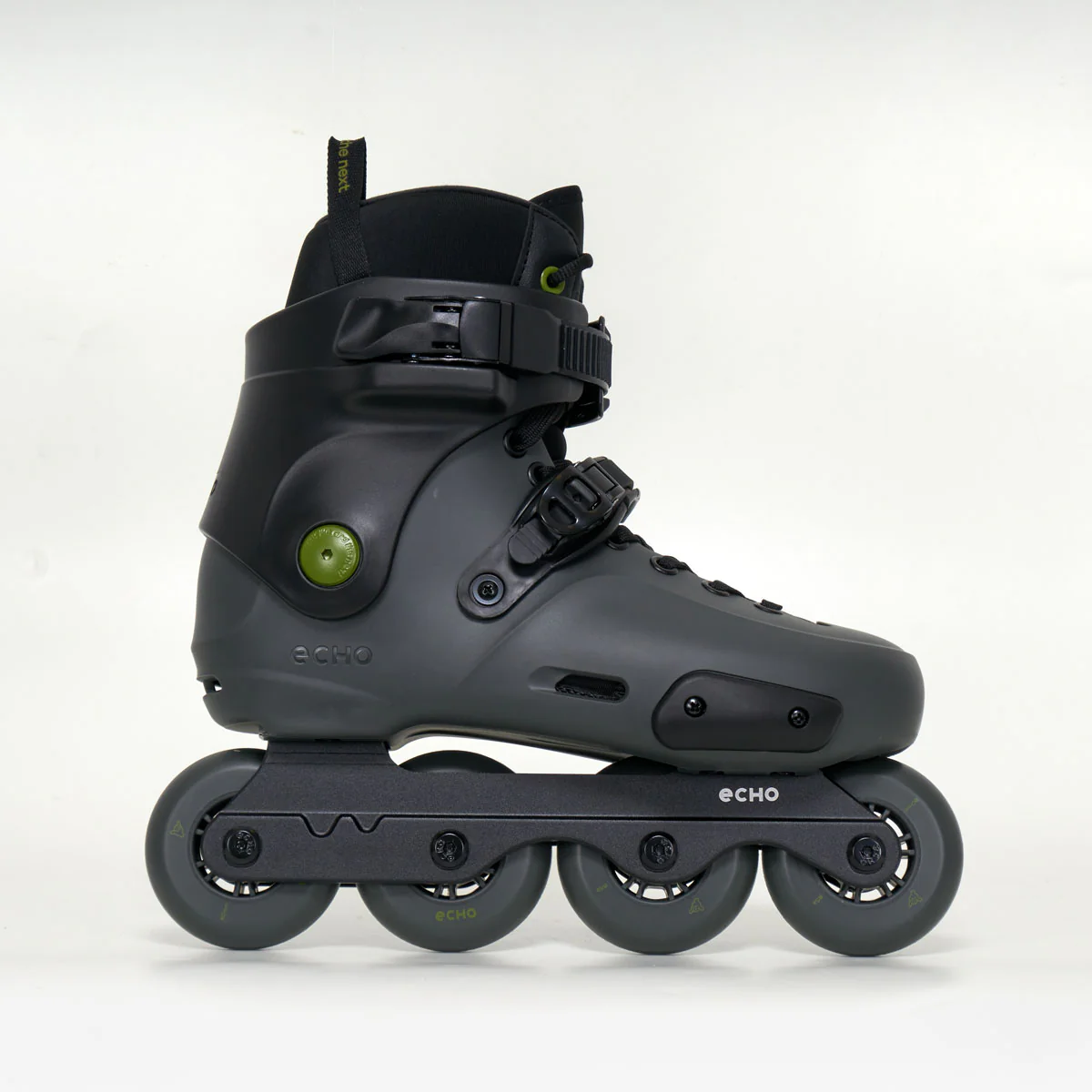 Echo Sonar 4-Wheel Skates
