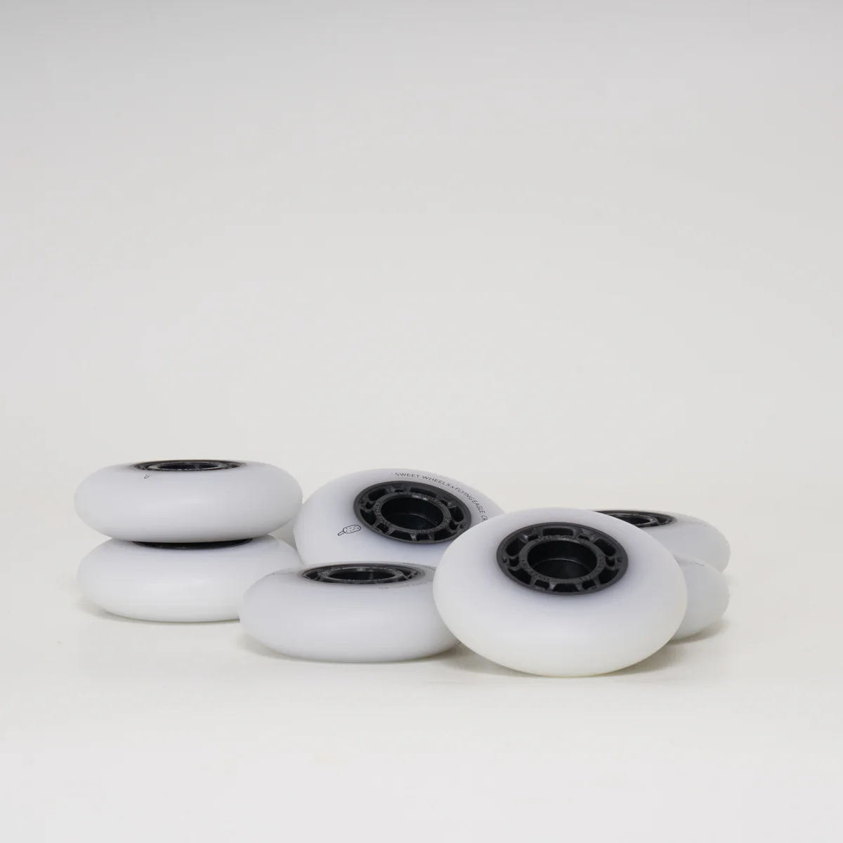 Flying Eagle Crocanti 80mm Wheels (8-set) - White - Image 3