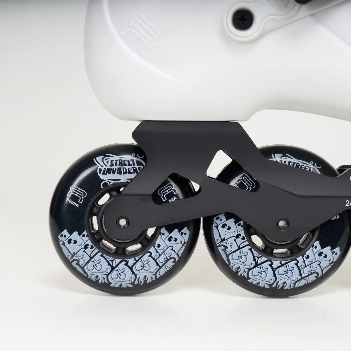 FR Skates FR1 80 - Unisex - White - Image 3