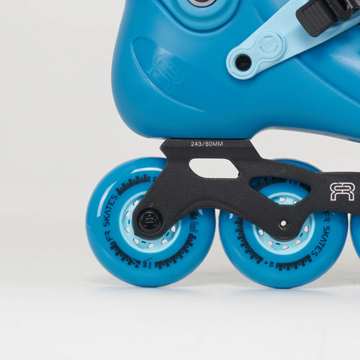 FR Skates FR3 80 - Unisex - Blue - Image 4