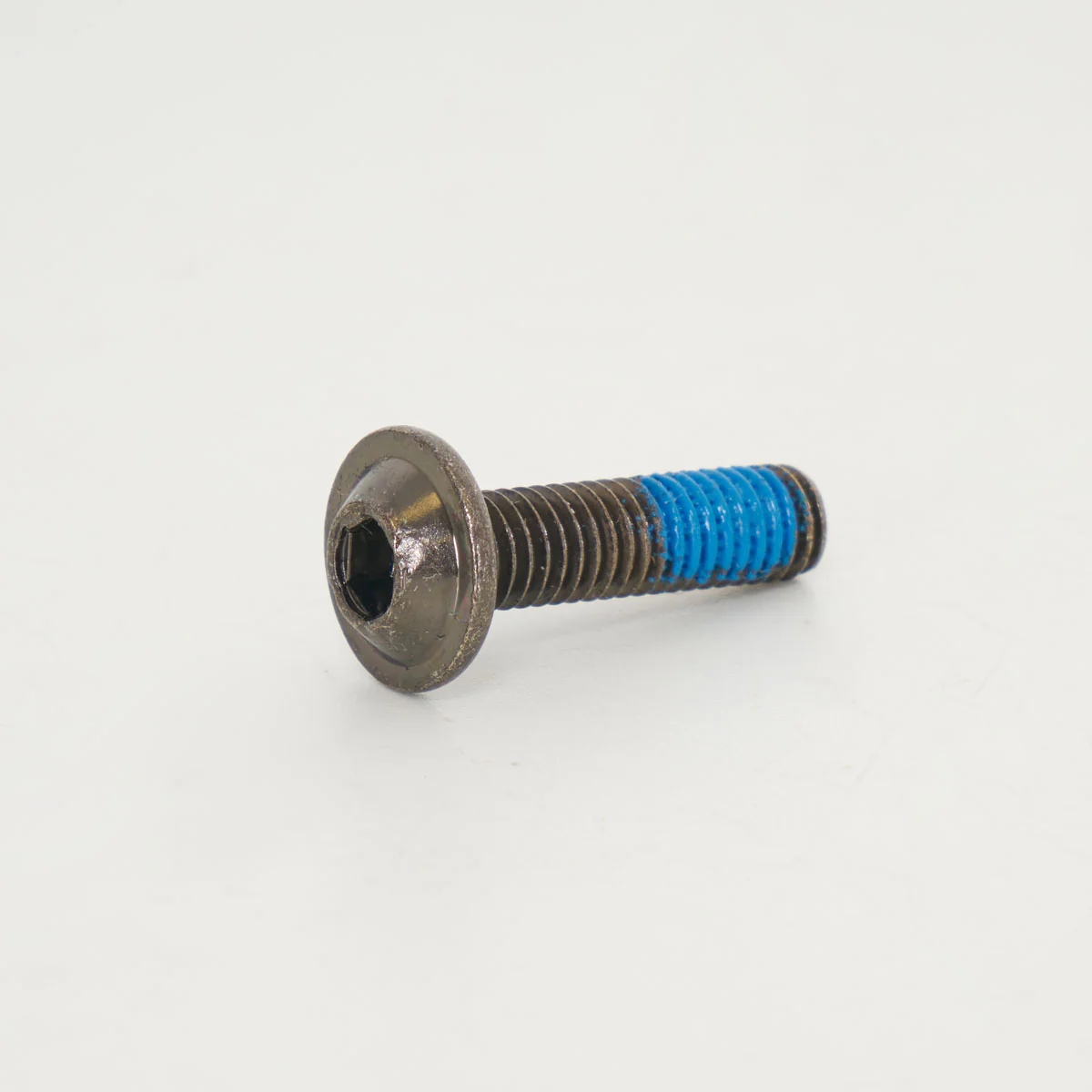 FR UFR Frame Mounting Screw 23mm (Singles) - For FR Aggresive Skates With Soleplate - Image 4