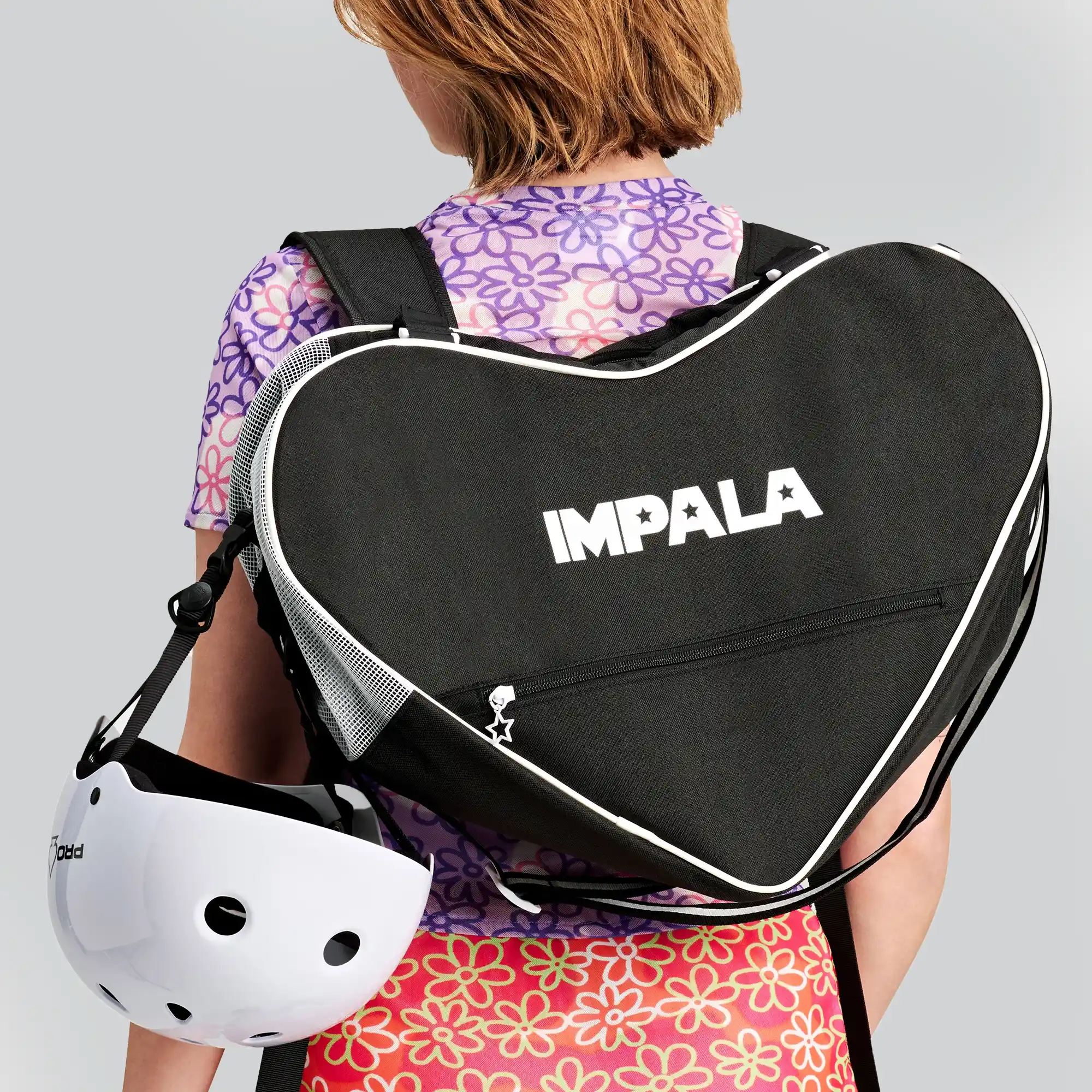 Impala Heart Shaped Skate Bag - Black - Image 4
