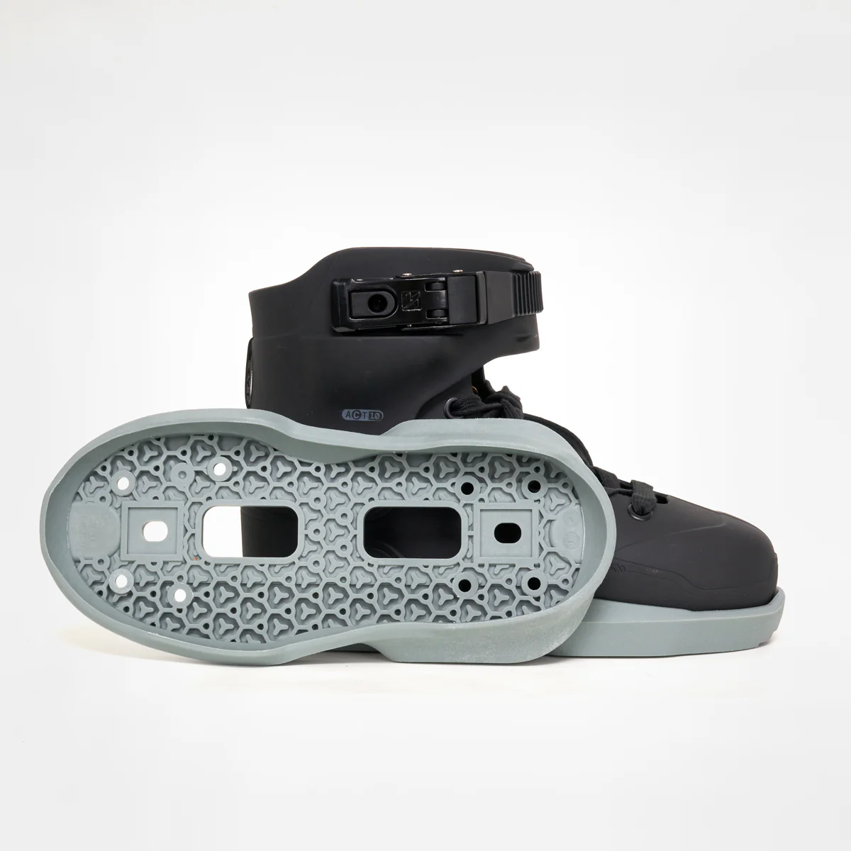 Iqon ACT Interlink Skates - Shell Only - Image 3