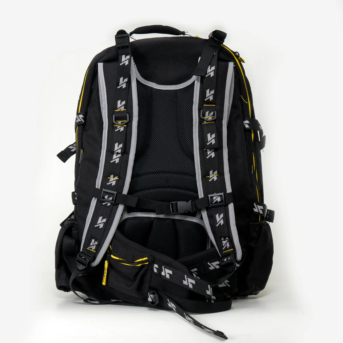 Kizer Legacy Travel Backpack - Image 2