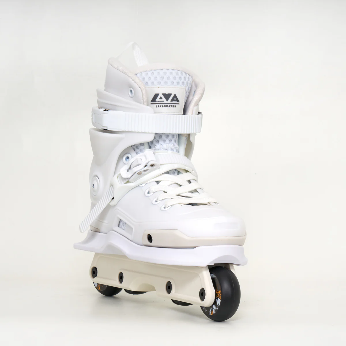Lava 755 Skates - White - Image 2