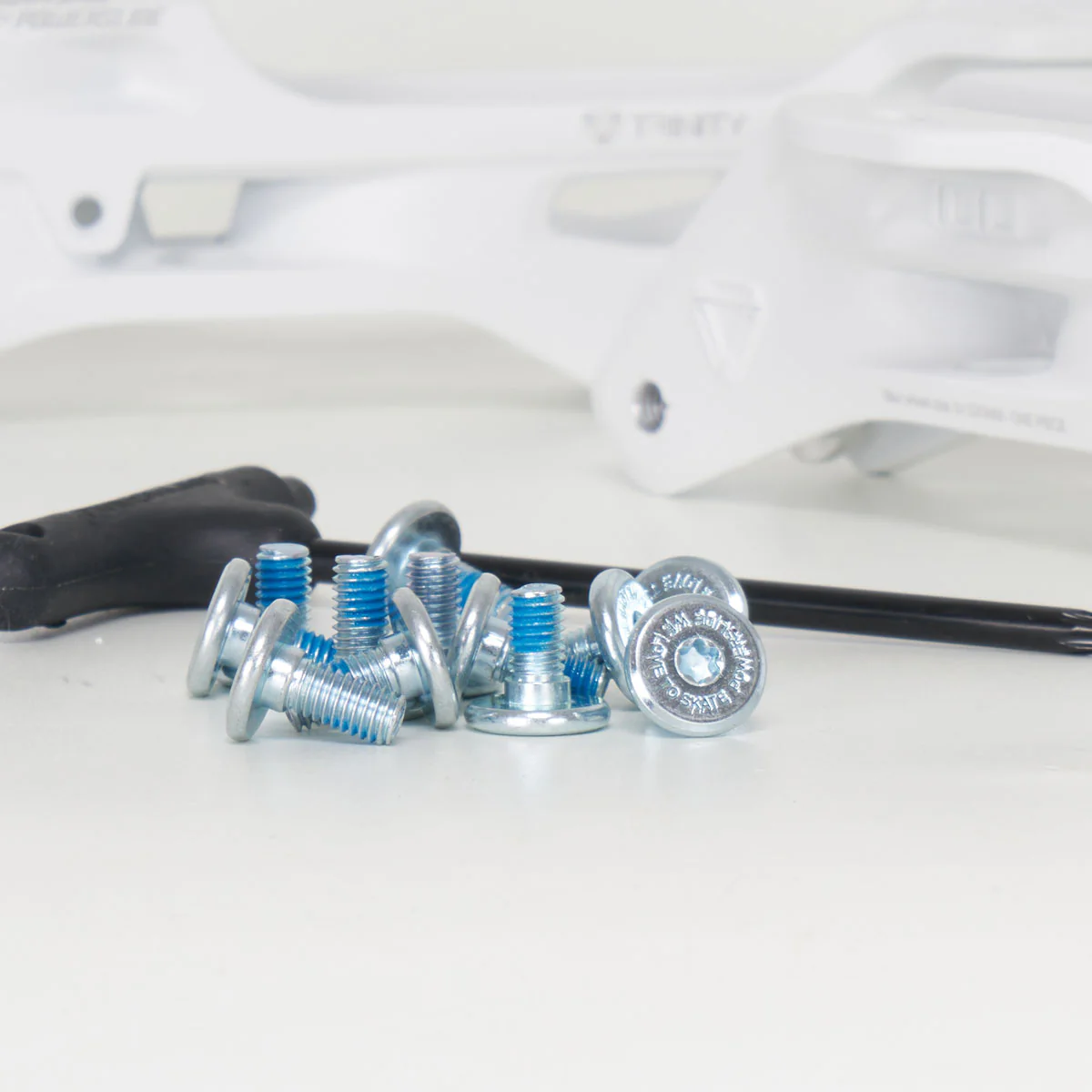 Powerslide Elite Casted Frame, Trinity mount, 3x100, 231mm length, White - Image 4