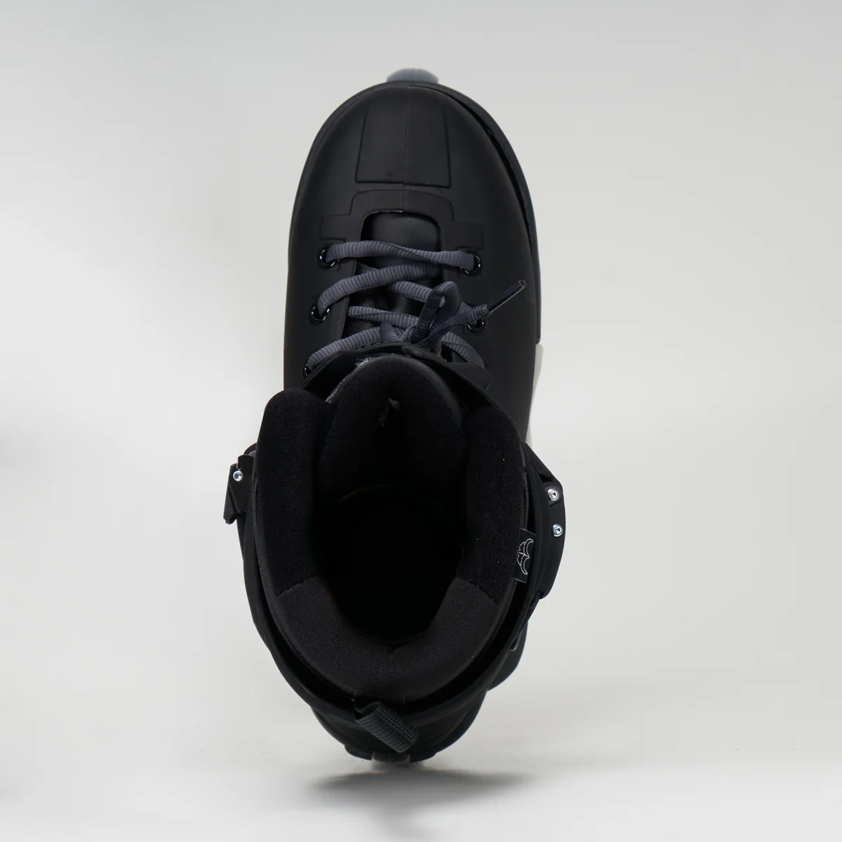 Razors Cult Black Skates - Image 3