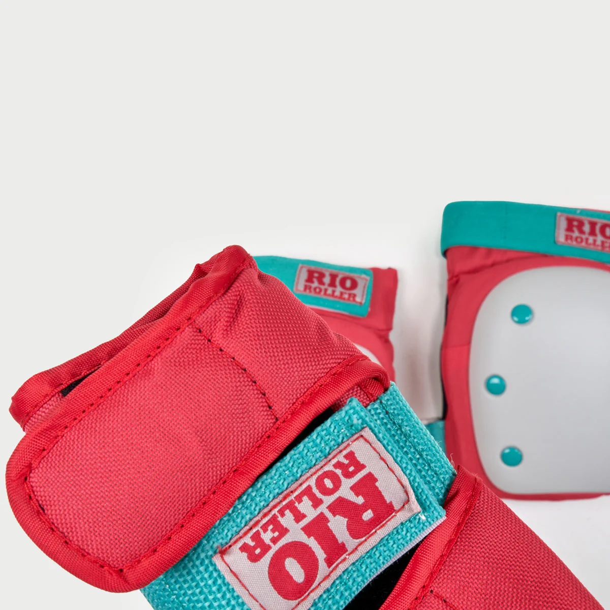 Rio Roller Triple Pad Set - Red / Mint - Image 3