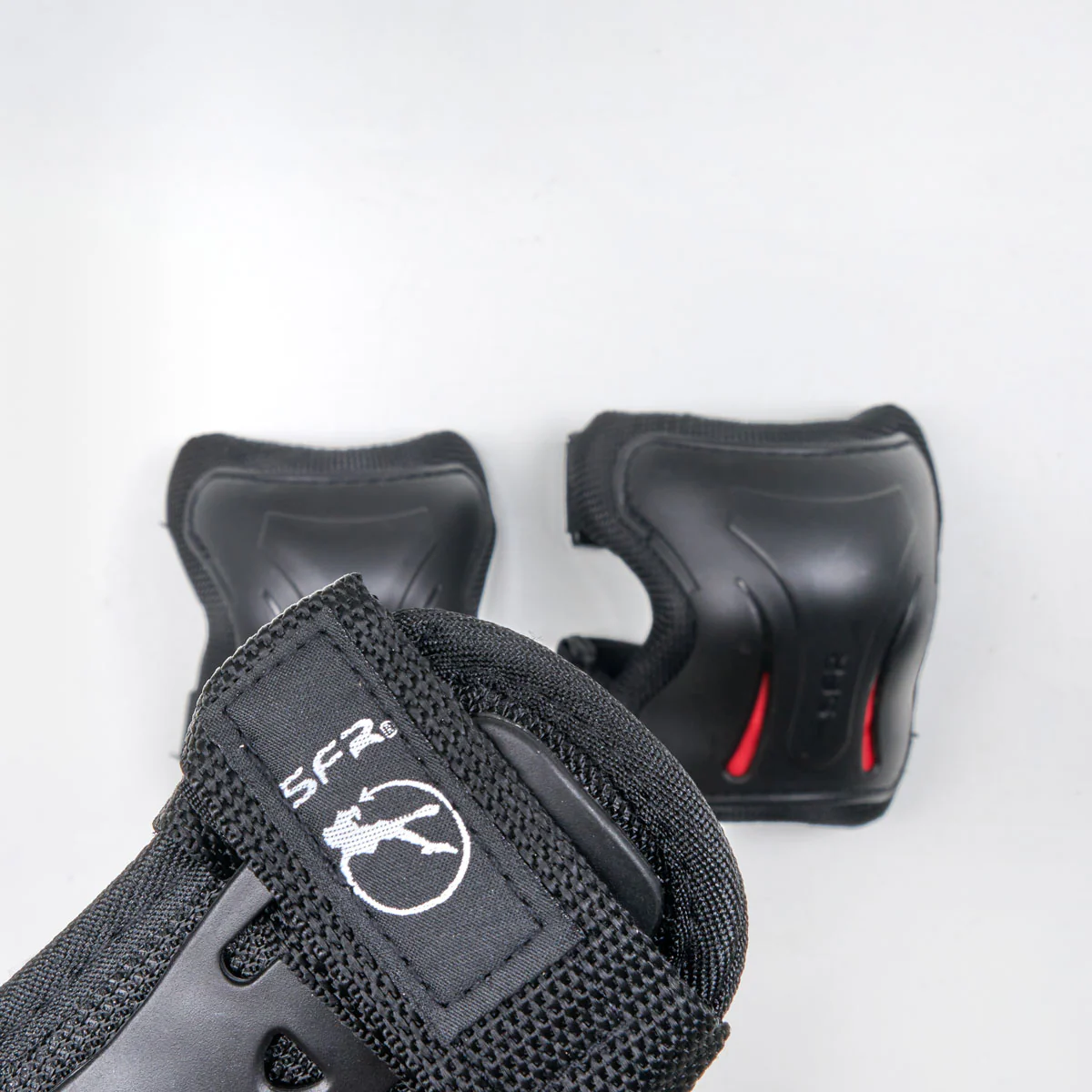 SFR 'Essentials' Kids Triple Pad Set - Black - Image 3
