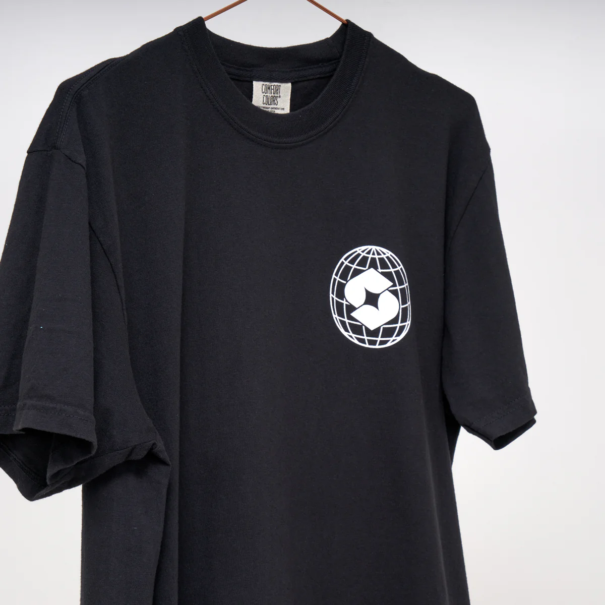 Standard Everyone T-Shirt - Black - Image 2