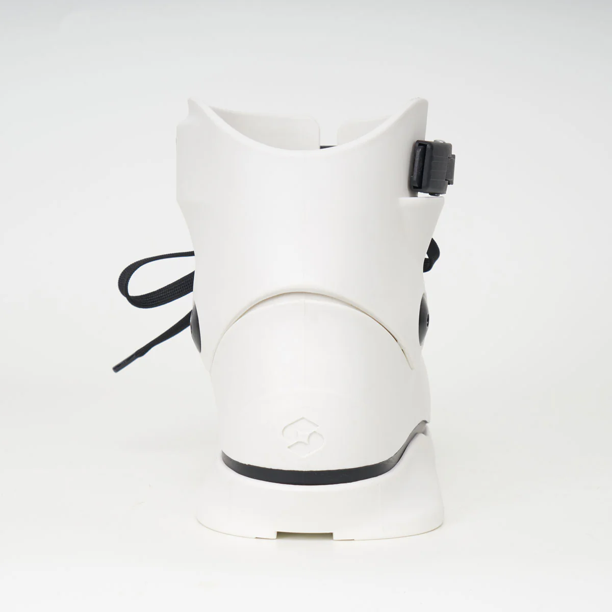 Standard Omni V.1 Skates - White - Shell Only - Image 3