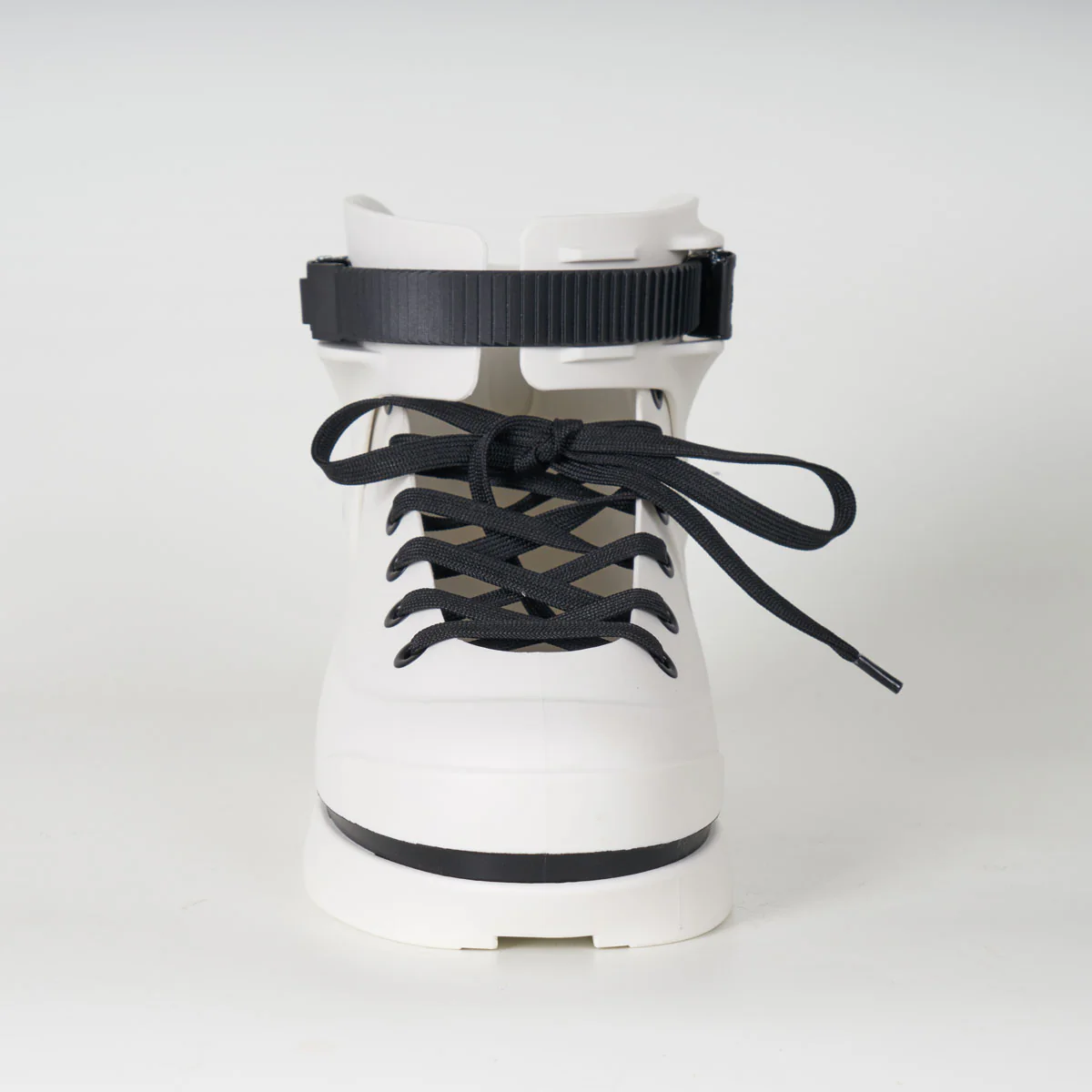 Standard Omni V.1 Skates - White - Shell Only - Image 4