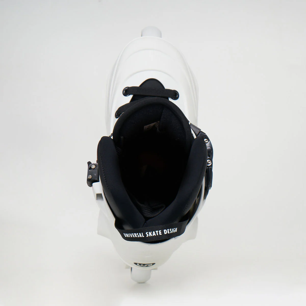 USD Aeon Basic 60 Skates - White - Image 3