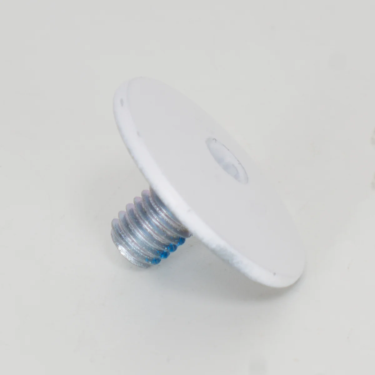 USD Cuff Hinge M6 Screw Set - White - Image 2